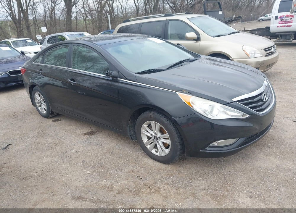 2013 HYUNDAI SONATA GLS VIN: 5NPEB4AC6DH643543