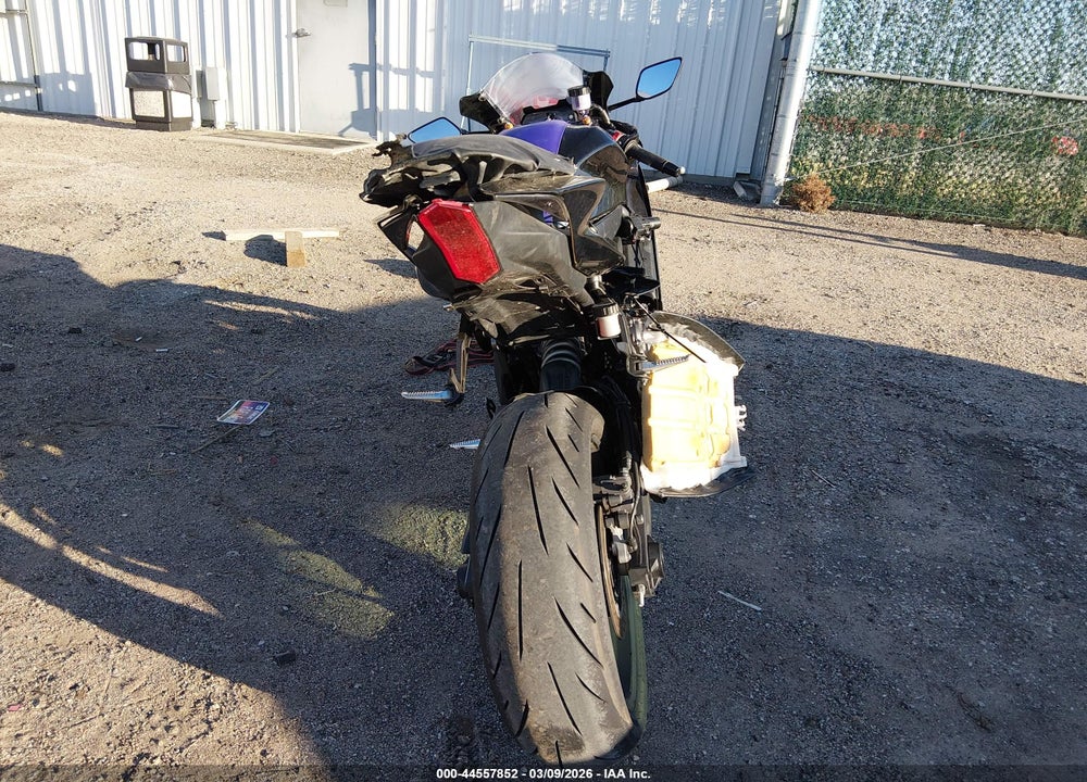 2024 YAMAHA YZFR7 VIN: JYARM38E5RA014203