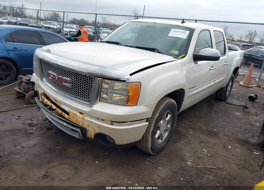 2011 GMC SIERRA 1500 DENALI VIN: 3GTP2XE25BG220227