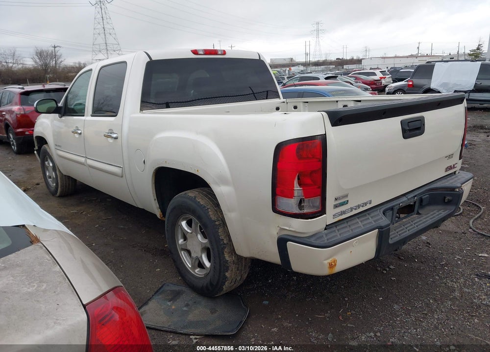 2011 GMC SIERRA 1500 DENALI VIN: 3GTP2XE25BG220227