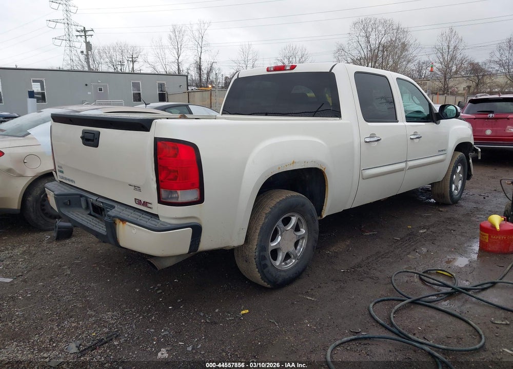 2011 GMC SIERRA 1500 DENALI VIN: 3GTP2XE25BG220227