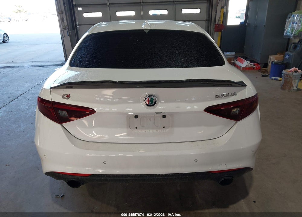 2018 ALFA ROMEO GIULIA AWD VIN: ZARFAEDN3J7576674