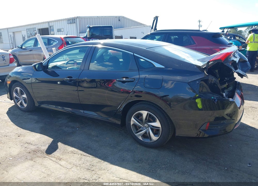2019 HONDA CIVIC LX VIN: 2HGFC2F60KH531899