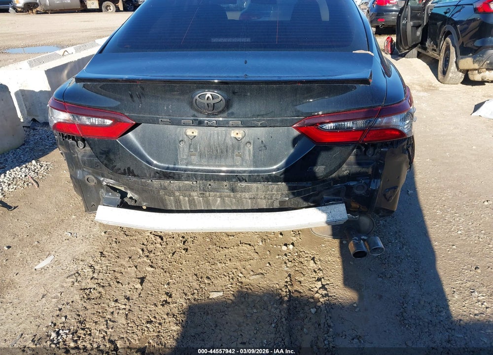 2021 TOYOTA CAMRY SE VIN: 4T1G11AK1MU587191
