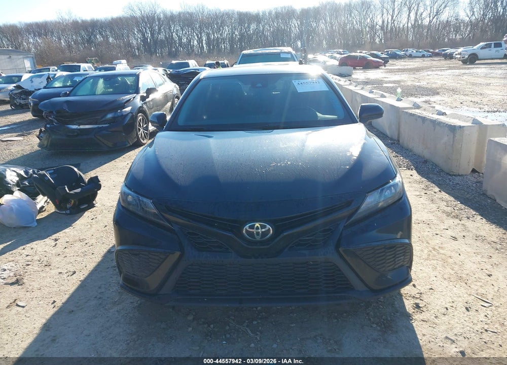 2021 TOYOTA CAMRY SE VIN: 4T1G11AK1MU587191