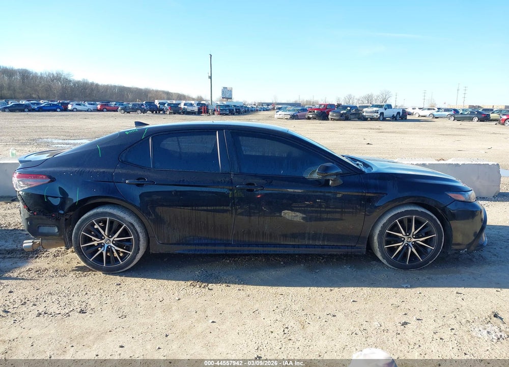 2021 TOYOTA CAMRY SE VIN: 4T1G11AK1MU587191