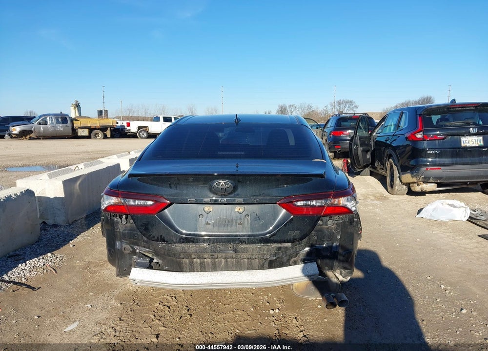 2021 TOYOTA CAMRY SE VIN: 4T1G11AK1MU587191