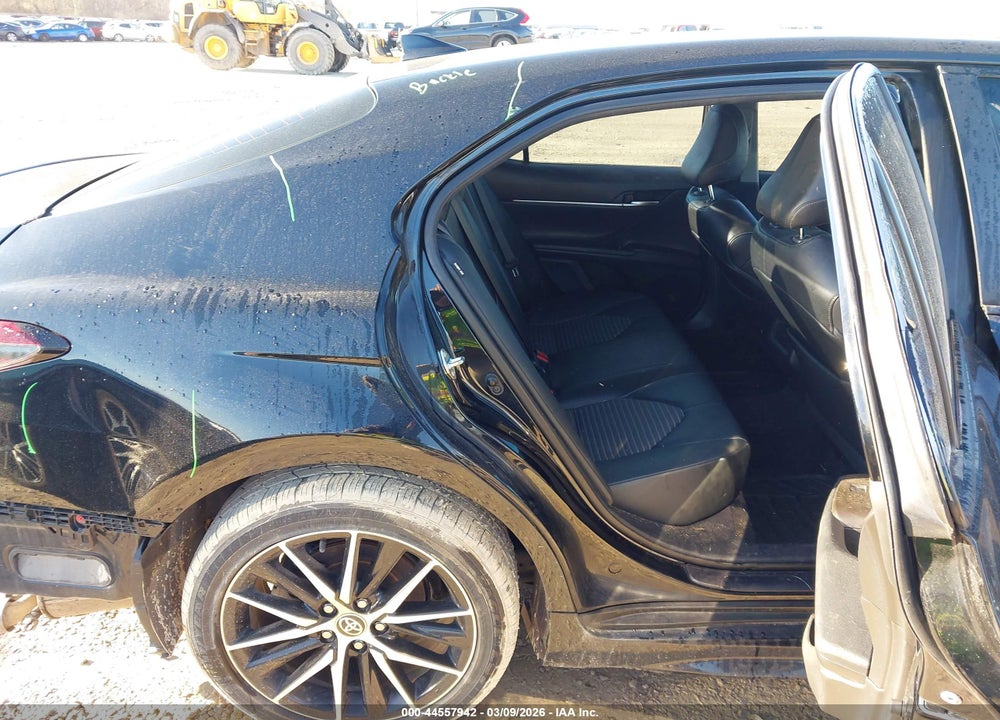 2021 TOYOTA CAMRY SE VIN: 4T1G11AK1MU587191