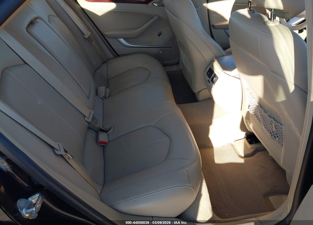 2010 CADILLAC CTS LUXURY VIN: 1G6DG5EG9A0150046