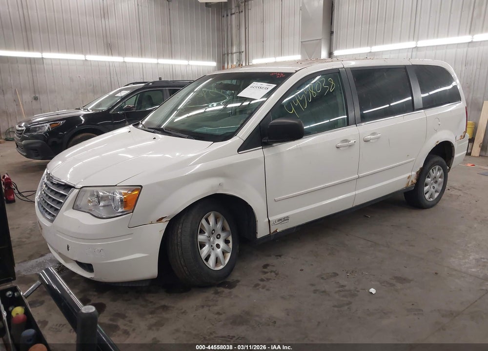 2009 CHRYSLER TOWN & COUNTRY LX VIN: 2A8HR44E39R527144