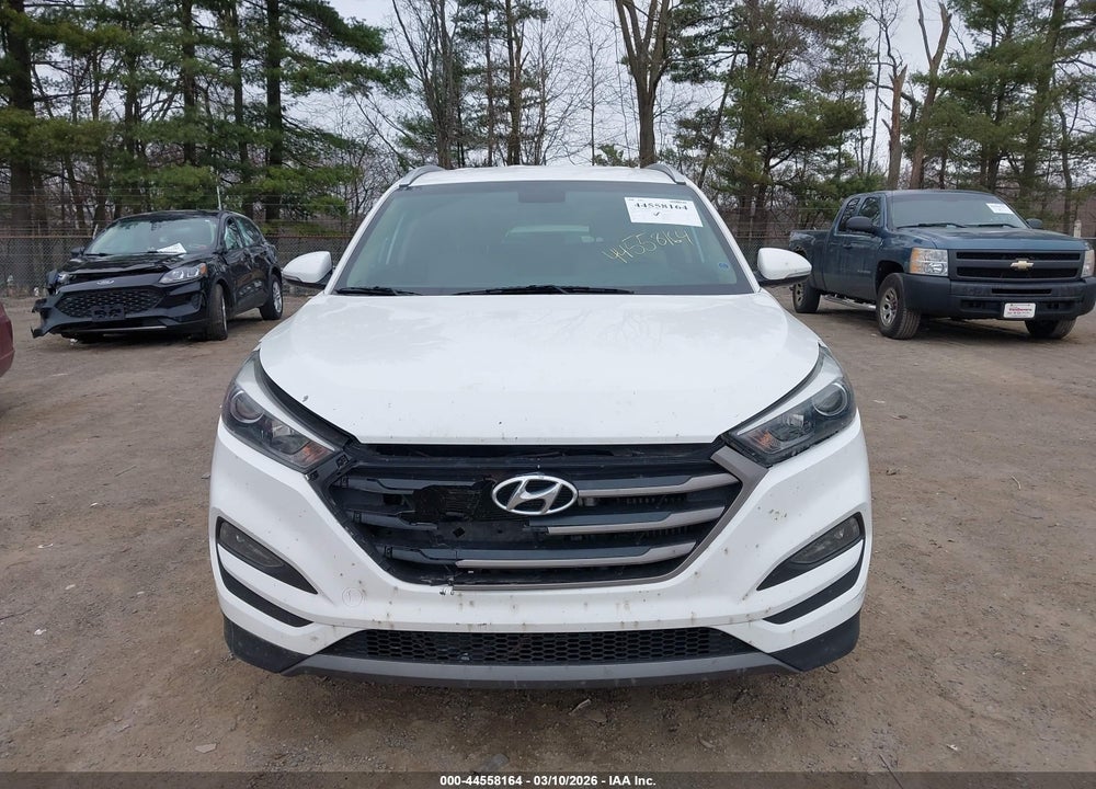 2016 HYUNDAI TUCSON SPORT VIN: KM8J33A25GU075885