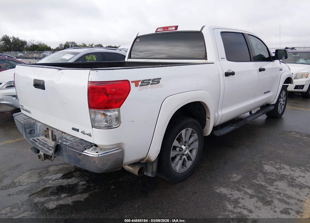 2013 TOYOTA TUNDRA GRADE 5.7L V8 VIN: 5TFDW5F15DX313054
