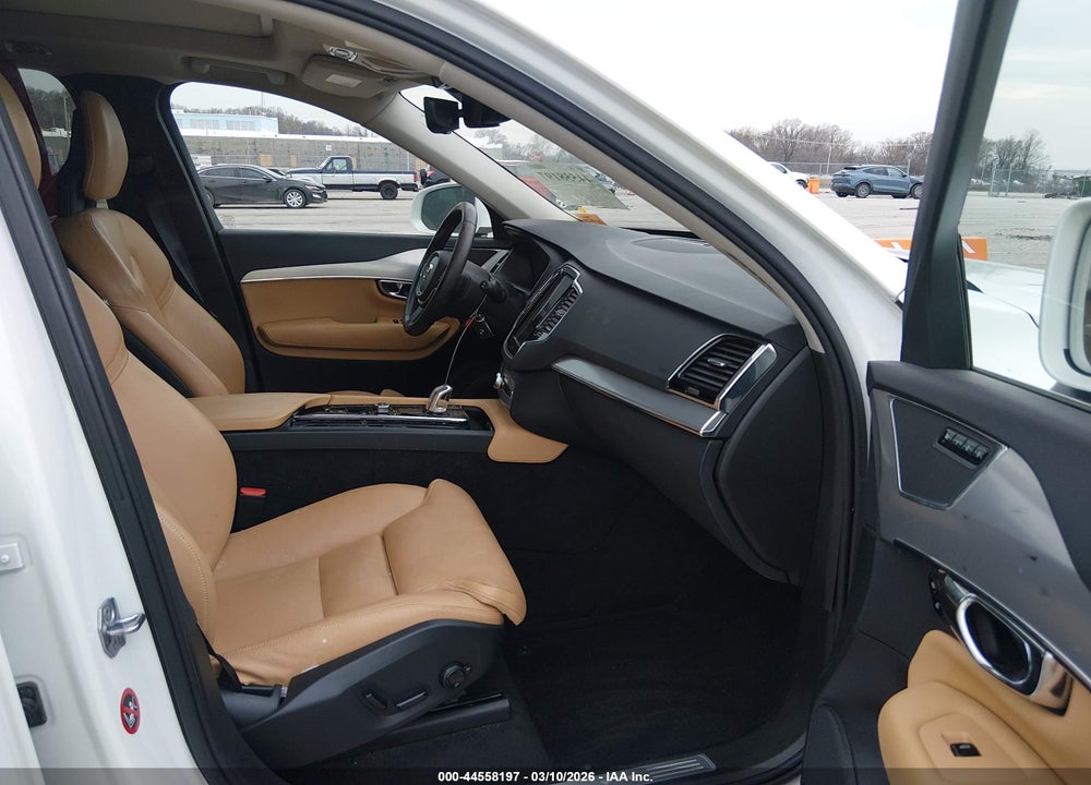 2016 VOLVO XC90 HYBRID T8 MOMENTUM VIN: YV4BC0PK8G1081001