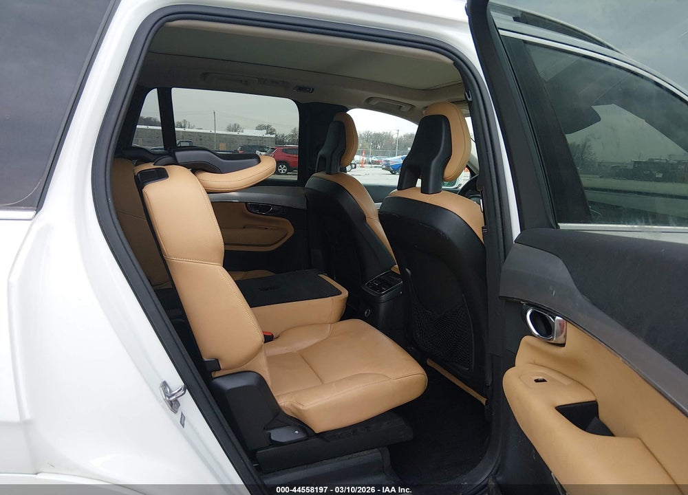 2016 VOLVO XC90 HYBRID T8 MOMENTUM VIN: YV4BC0PK8G1081001