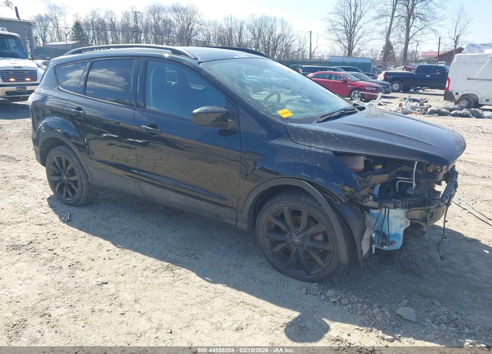2017 FORD ESCAPE SE VIN: 1FMCU9G98HUC22084