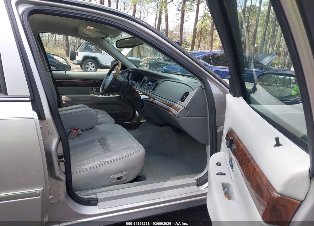 2005 MERCURY GRAND MARQUIS LS/LSE VIN: 2MEHM75W05X658504