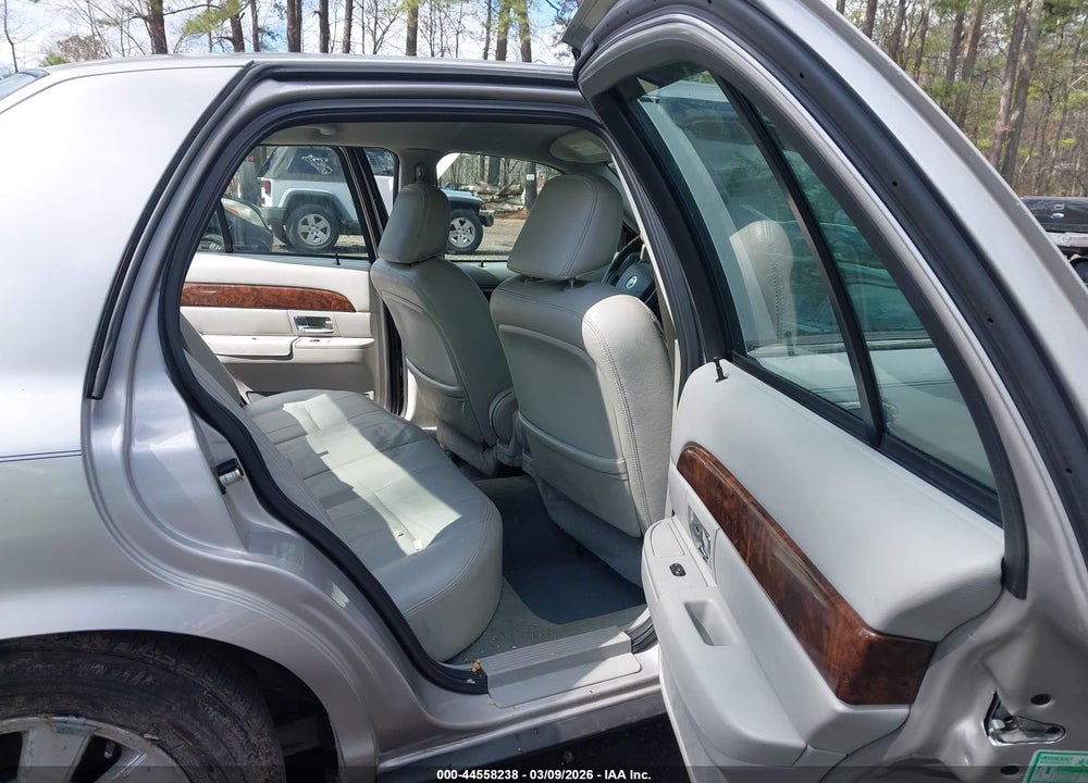 2005 MERCURY GRAND MARQUIS LS/LSE VIN: 2MEHM75W05X658504