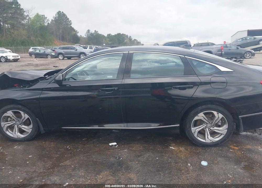 2018 HONDA ACCORD EX VIN: 1HGCV1F49JA099185