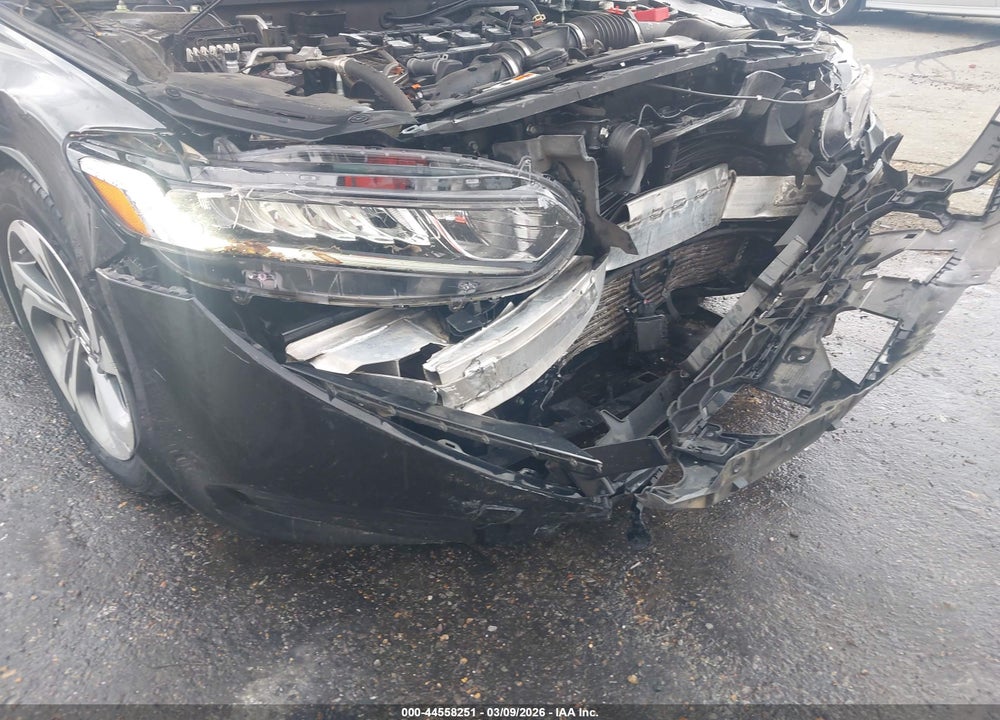2018 HONDA ACCORD EX VIN: 1HGCV1F49JA099185