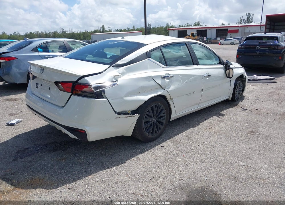 2025 NISSAN ALTIMA SV FWD VIN: 1N4BL4DV9SN400017