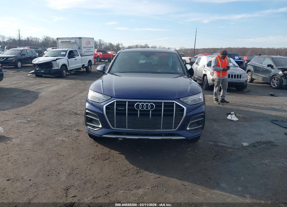 2021 AUDI Q5 PREMIUM 45 TFSI QUATTRO S TRONIC VIN: WA1AAAFY7M2070328