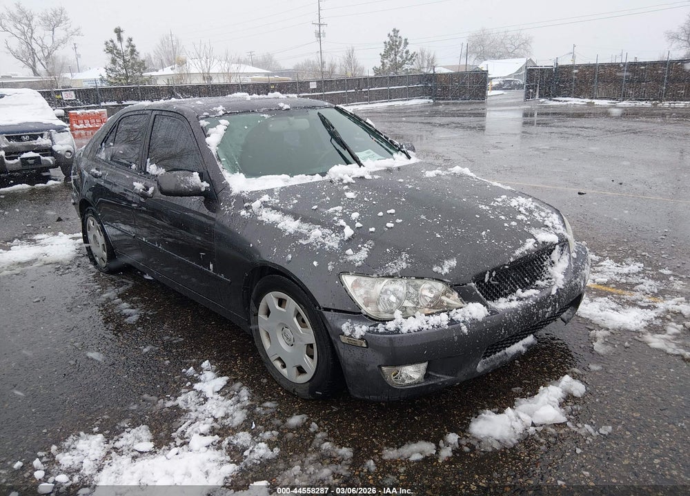 2002 LEXUS IS 300 VIN: JTHBD192020046209