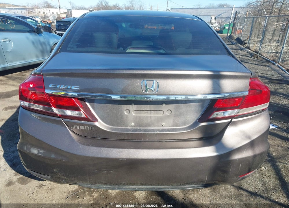 2015 HONDA CIVIC LX VIN: 19XFB2F58FE024422