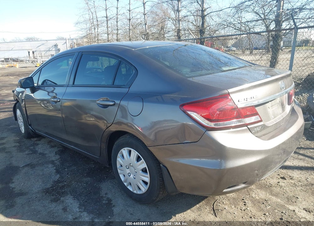 2015 HONDA CIVIC LX VIN: 19XFB2F58FE024422