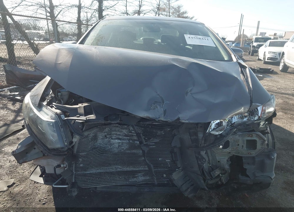 2015 HONDA CIVIC LX VIN: 19XFB2F58FE024422