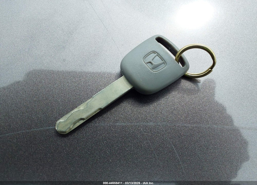 2015 HONDA CIVIC LX VIN: 19XFB2F58FE024422