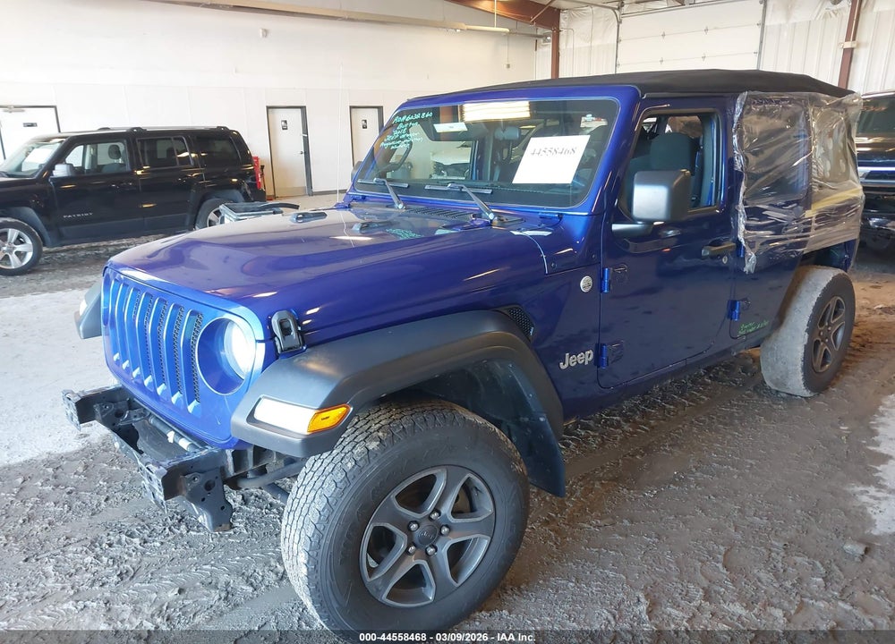 2018 JEEP WRANGLER UNLIMITED SPORT S 4X4 VIN: 1C4HJXDG0JW316397