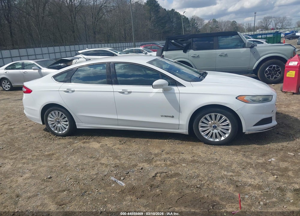 2014 FORD FUSION HYBRID SE VIN: 3FA6P0LU2ER138480