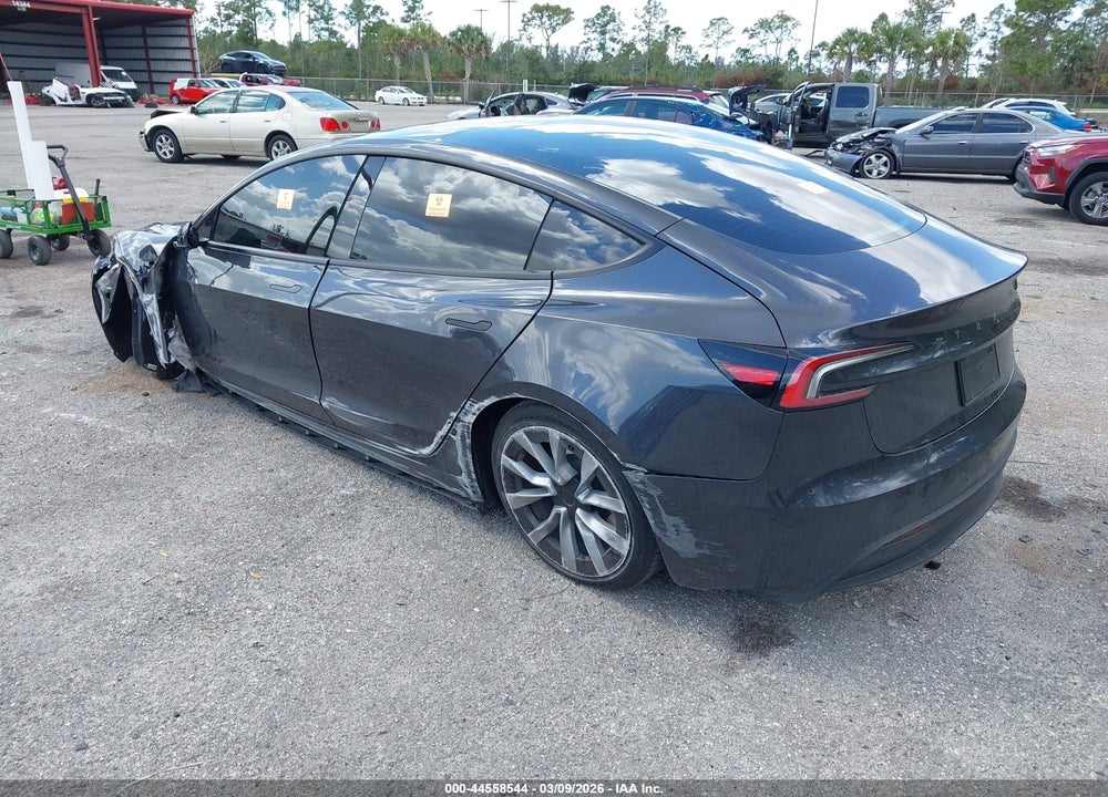 2025 TESLA MODEL 3 LONG RANGE REAR-WHEEL DRIVE/STANDARD REAR-WHEEL DRIVE VIN: 5YJ3E1EA1SF887909