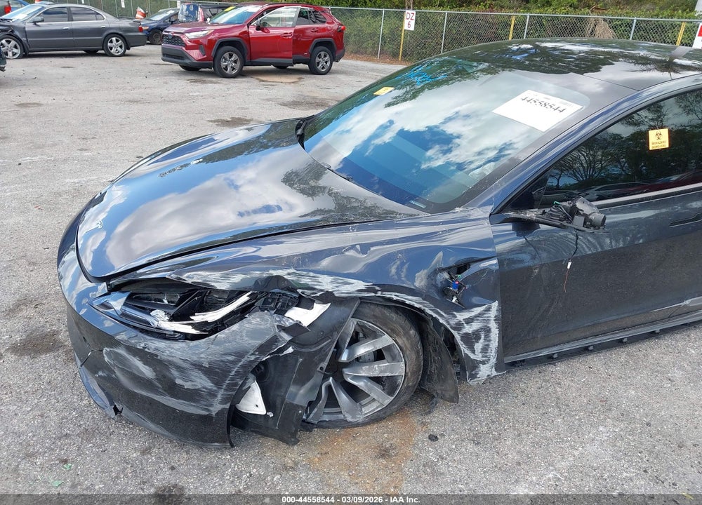2025 TESLA MODEL 3 LONG RANGE REAR-WHEEL DRIVE/STANDARD REAR-WHEEL DRIVE VIN: 5YJ3E1EA1SF887909