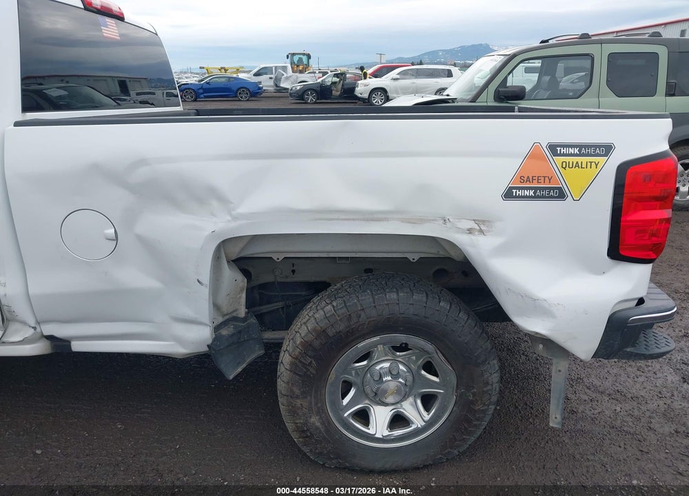 2018 CHEVROLET SILVERADO 1500 LS VIN: 1GCVKNEC5JZ250539