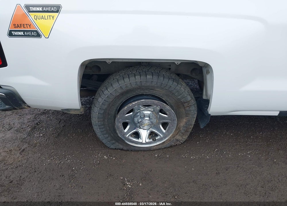 2018 CHEVROLET SILVERADO 1500 LS VIN: 1GCVKNEC5JZ250539