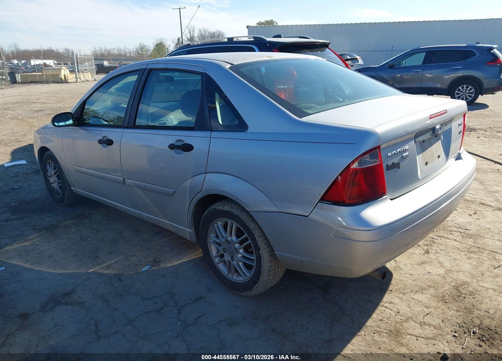 2006 FORD FOCUS ZX4 VIN: 1FAFP34N26W112081