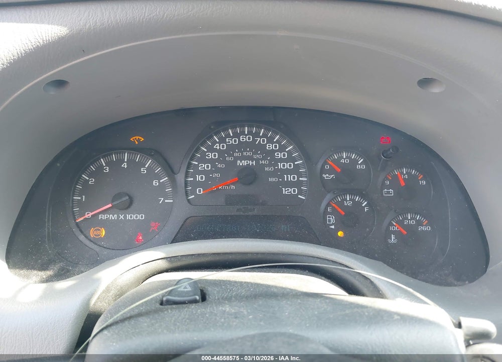 2005 CHEVROLET TRAILBLAZER LT VIN: 1GNDT13S152223324