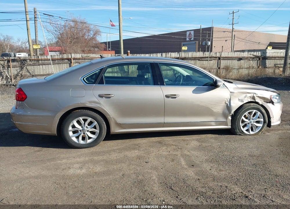 2016 VOLKSWAGEN PASSAT 1.8T S VIN: 1VWAT7A30GC011180