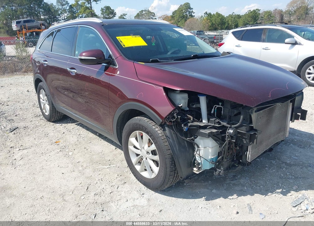 2018 KIA SORENTO 2.4L LX VIN: 5XYPG4A39JG413802