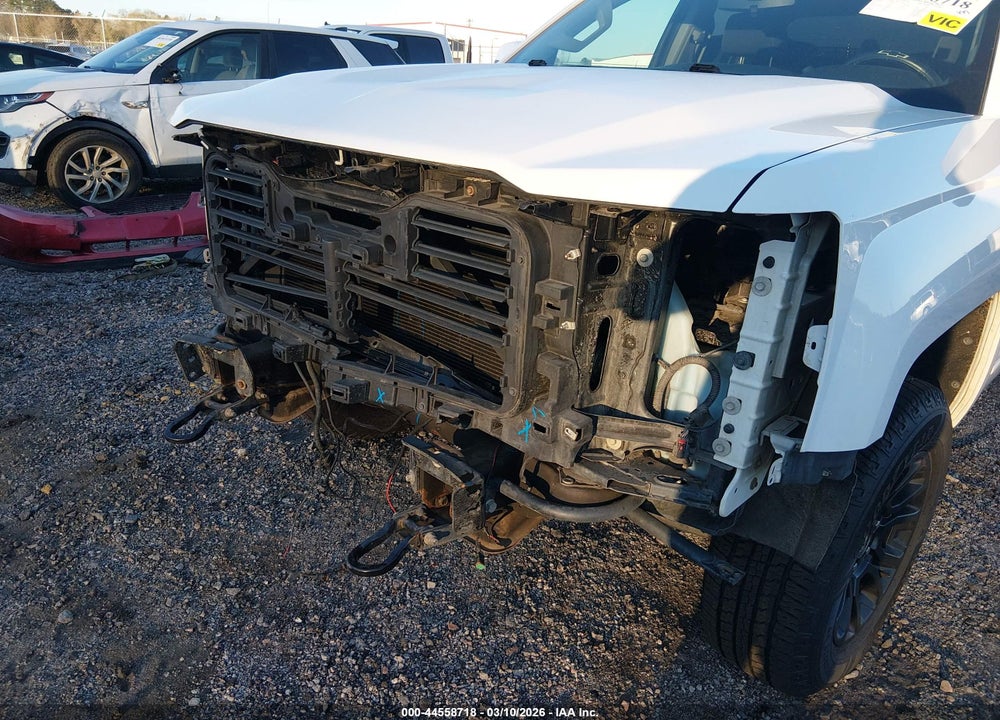 2017 CHEVROLET SILVERADO 1500 2LT VIN: 1GCVKREC9HZ334431
