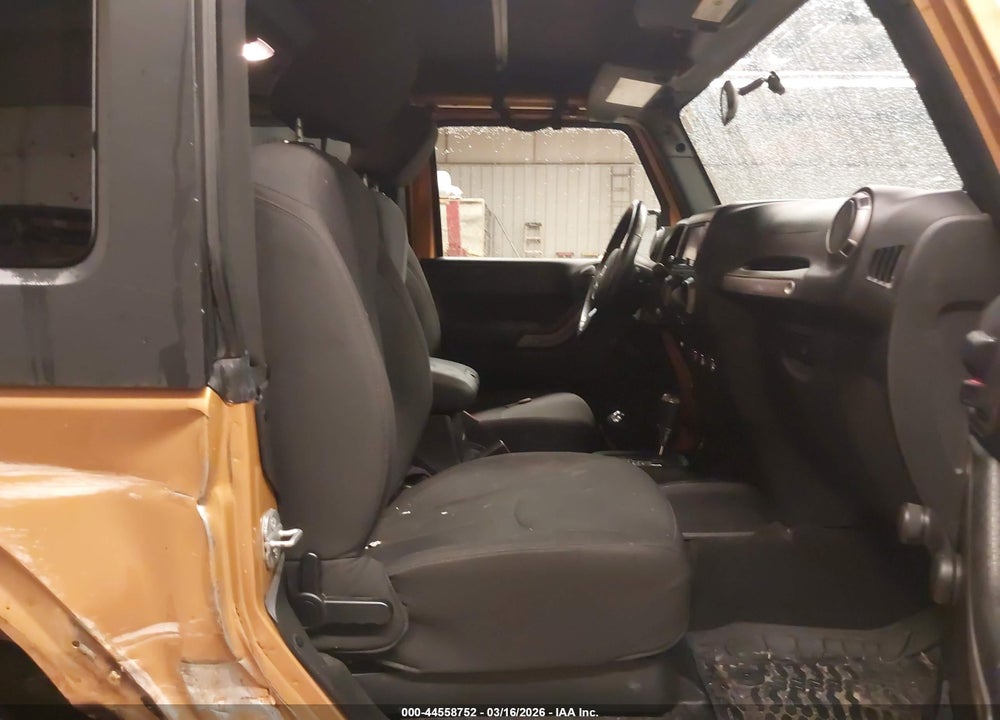 2014 JEEP WRANGLER WILLYS WHEELER VIN: 1C4AJWAG7EL319952