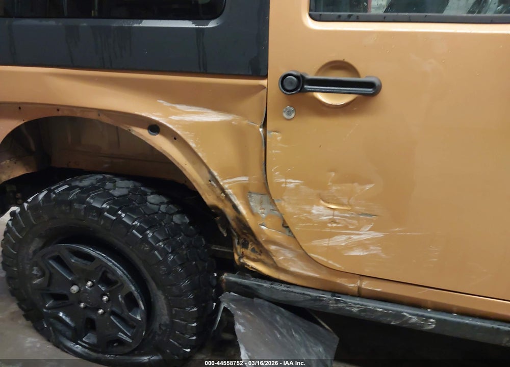 2014 JEEP WRANGLER WILLYS WHEELER VIN: 1C4AJWAG7EL319952