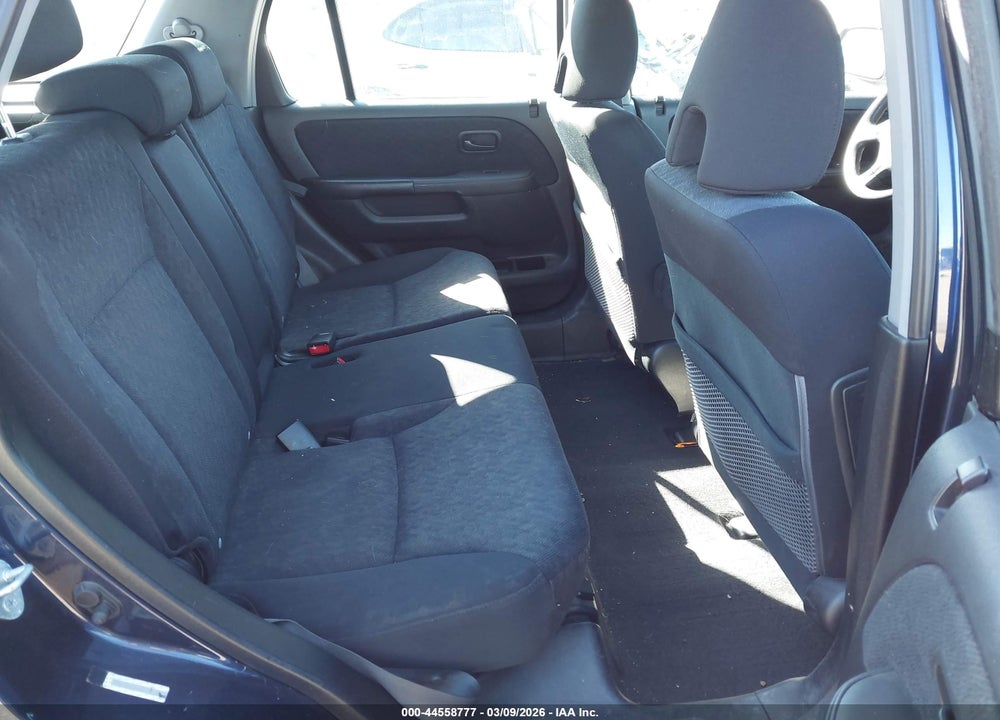 2006 HONDA CR-V LX VIN: JHLRD68506C008902