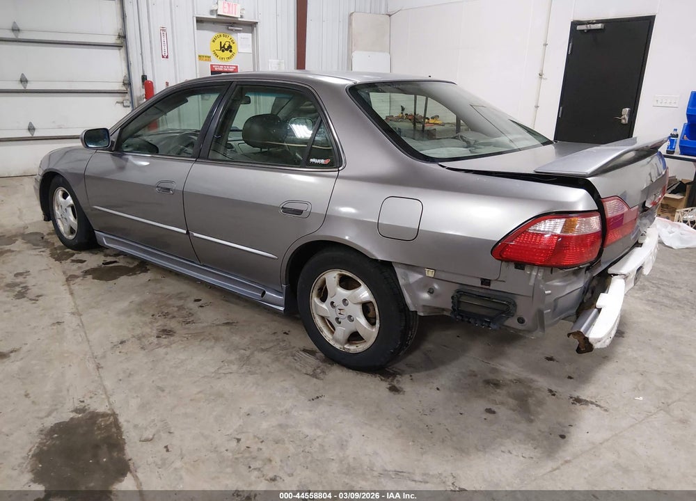 2000 HONDA ACCORD 2.3 EX VIN: JHMCG5562YC036347