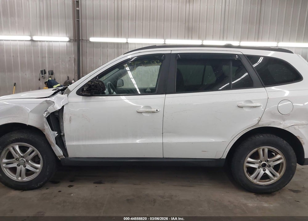 2010 HYUNDAI SANTA FE GLS VIN: 5NMSGDAB9AH363846
