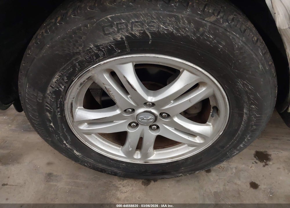 2010 HYUNDAI SANTA FE GLS VIN: 5NMSGDAB9AH363846