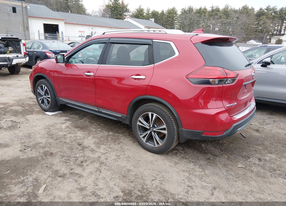 2017 NISSAN ROGUE SL VIN: 5N1AT2MV2HC779890