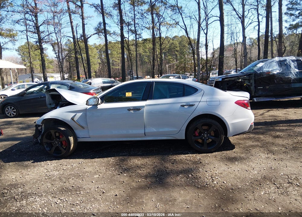 2021 GENESIS G70 3.3T AWD VIN: KMTG34LE9MU076675