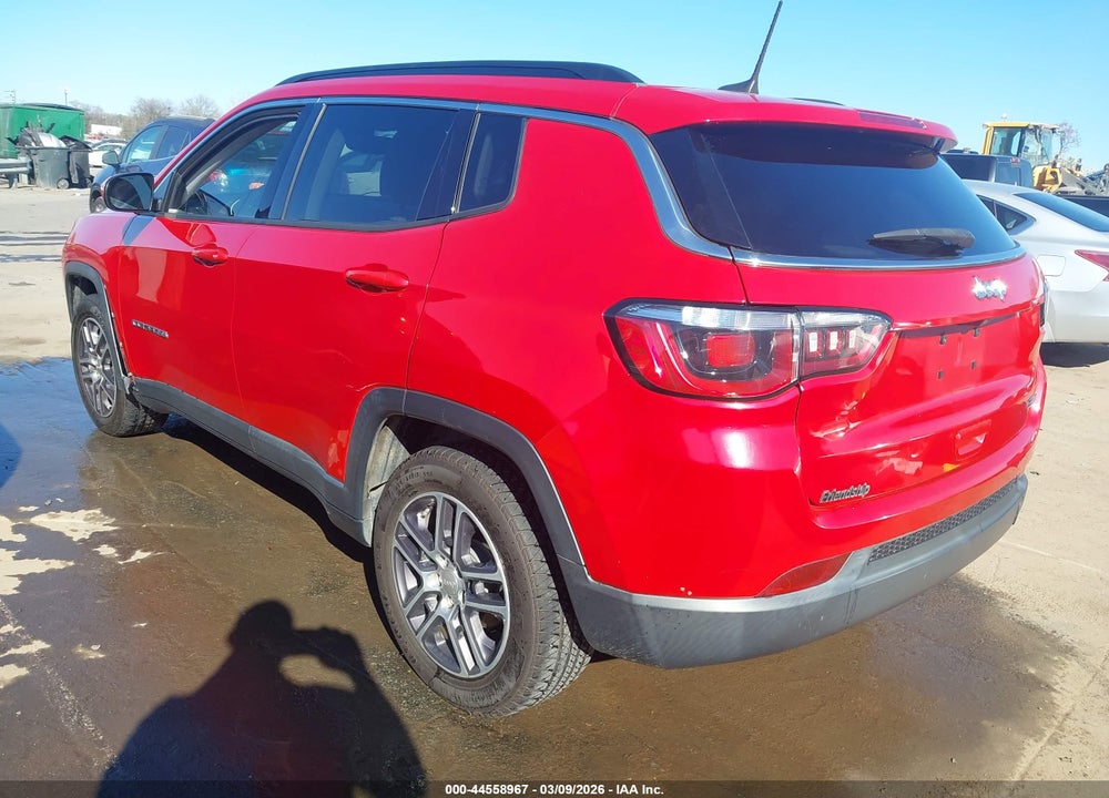 2018 JEEP COMPASS SUN AND WHEEL FWD VIN: 3C4NJCBB5JT462769